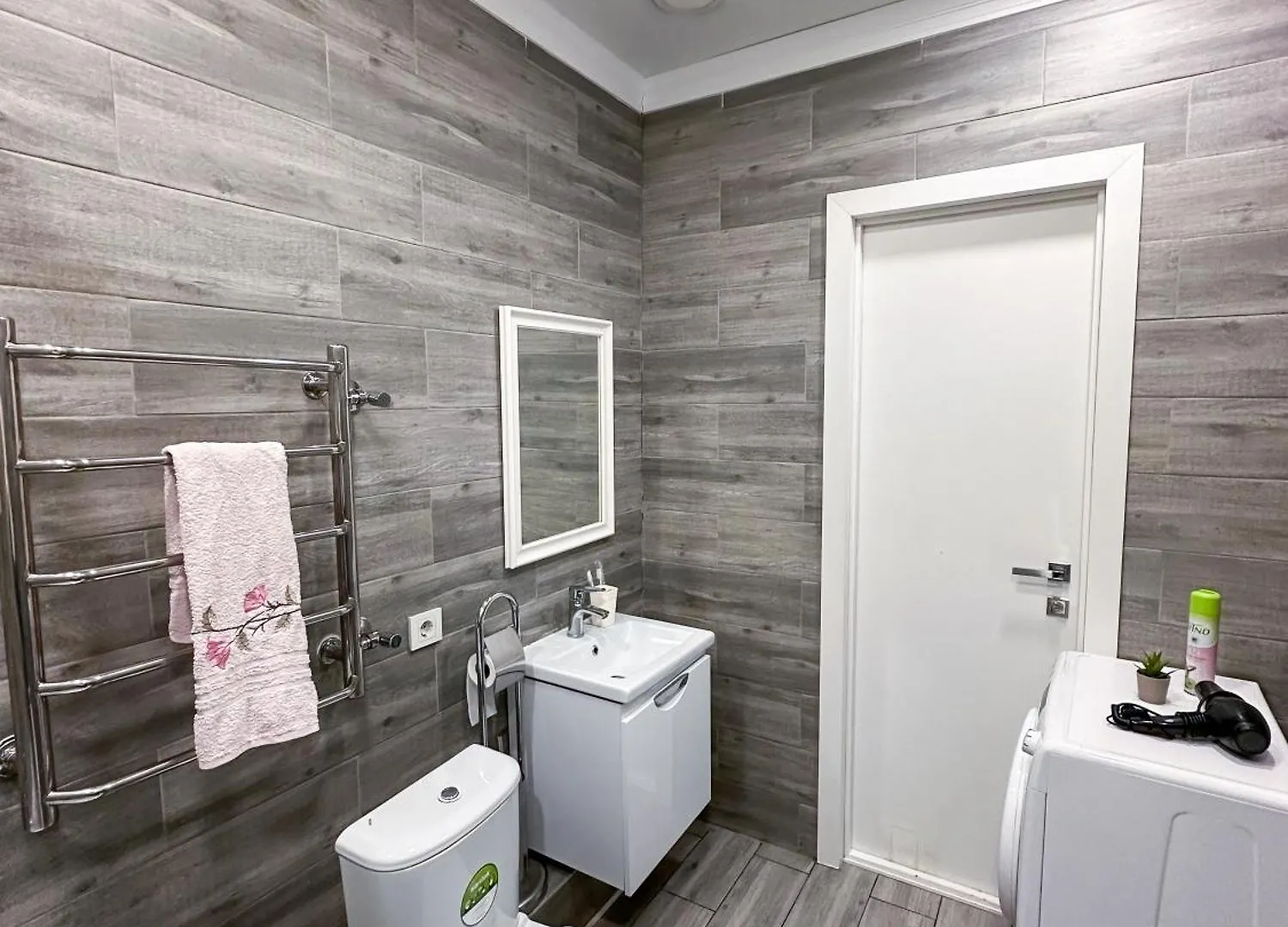 Apartment Элегантная Квартира С Видом На Город Almaty